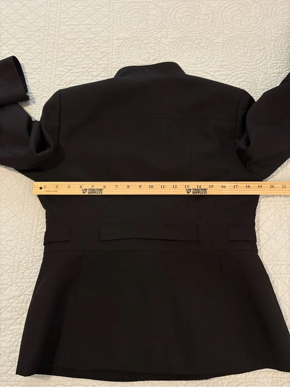 Vintage Y2K Kasper black belted blazer jacket. Size 8.